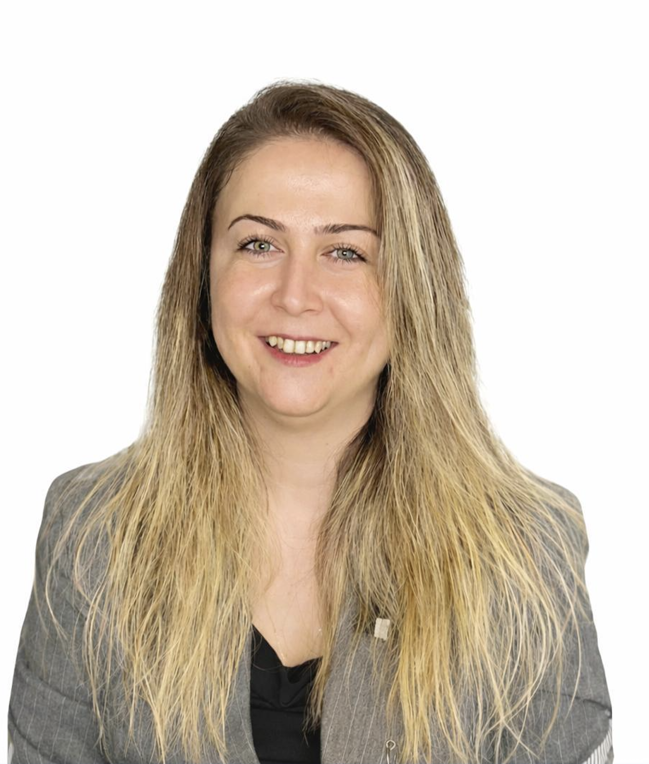 Esin KÜÇÜK